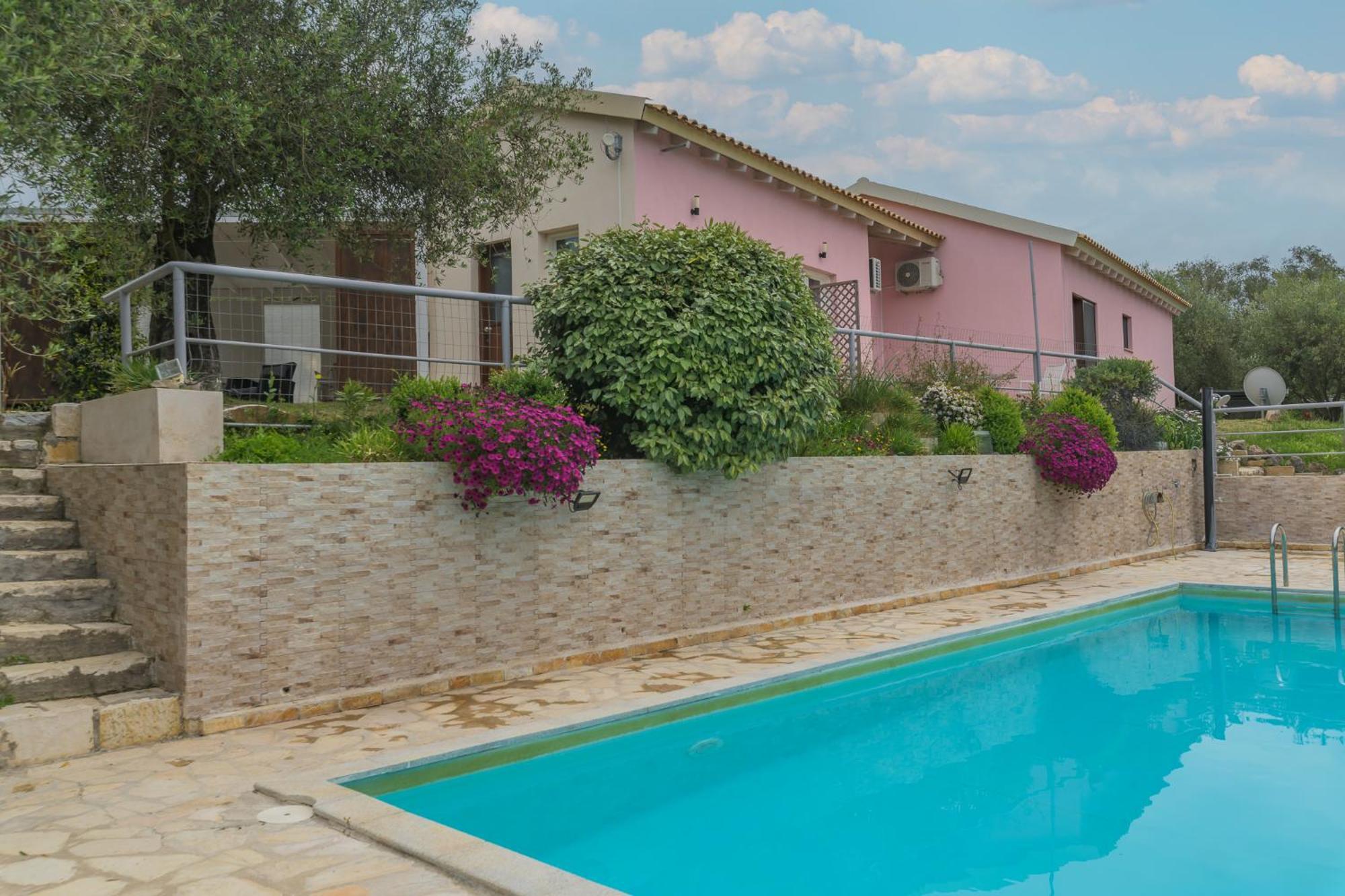 Giannádes Holiday Home Matthaeus Am Corfutrail, Ferienoase Im Olivenhain 3 Km Zum Meer מראה חיצוני תמונה