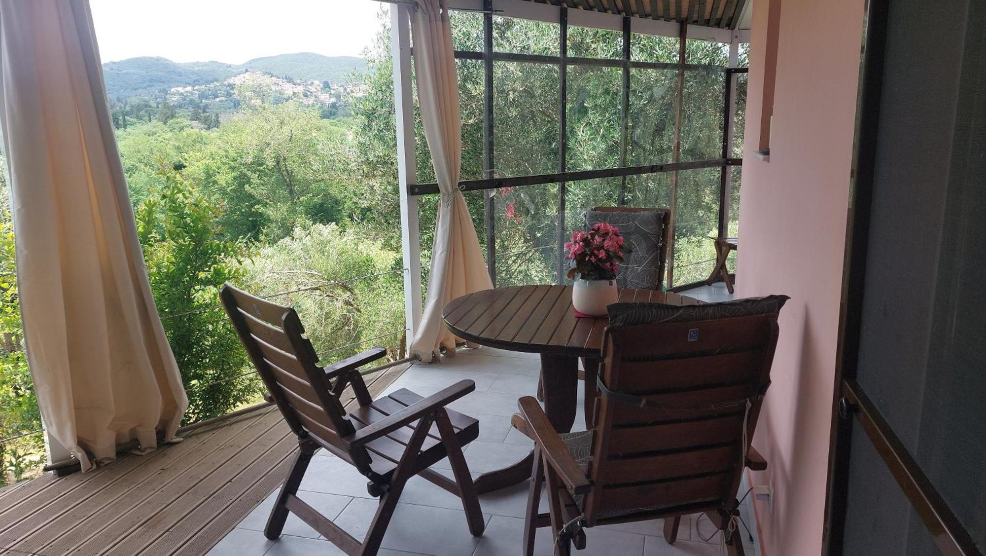Giannádes Holiday Home Matthaeus Am Corfutrail, Ferienoase Im Olivenhain 3 Km Zum Meer חדר תמונה