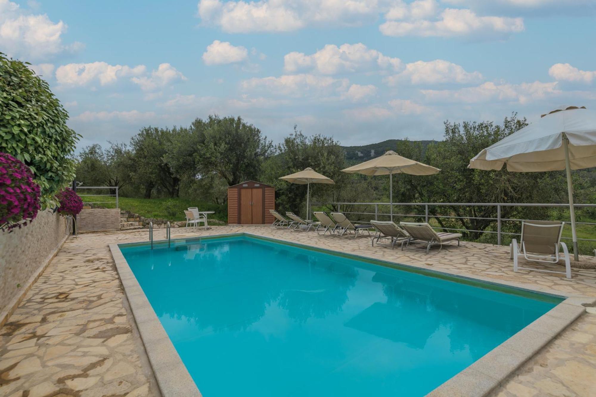 Giannádes Holiday Home Matthaeus Am Corfutrail, Ferienoase Im Olivenhain 3 Km Zum Meer מראה חיצוני תמונה