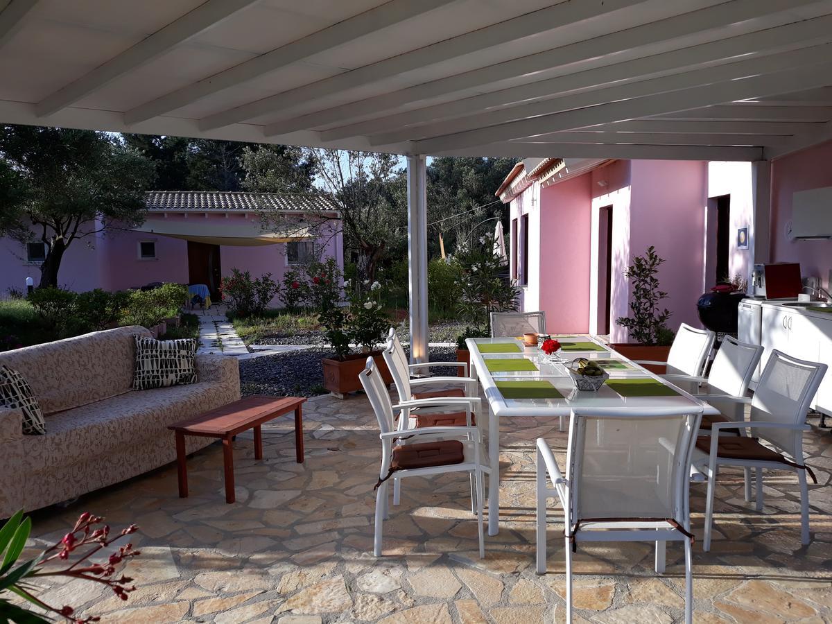 Giannádes Holiday Home Matthaeus Am Corfutrail, Ferienoase Im Olivenhain 3 Km Zum Meer מראה חיצוני תמונה